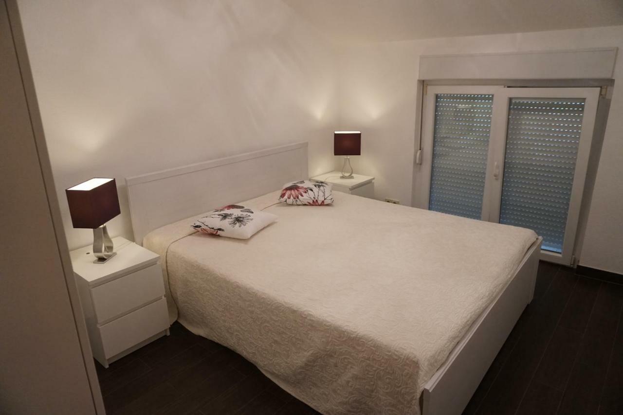 Apartment Kozina Подстрана Экстерьер фото
