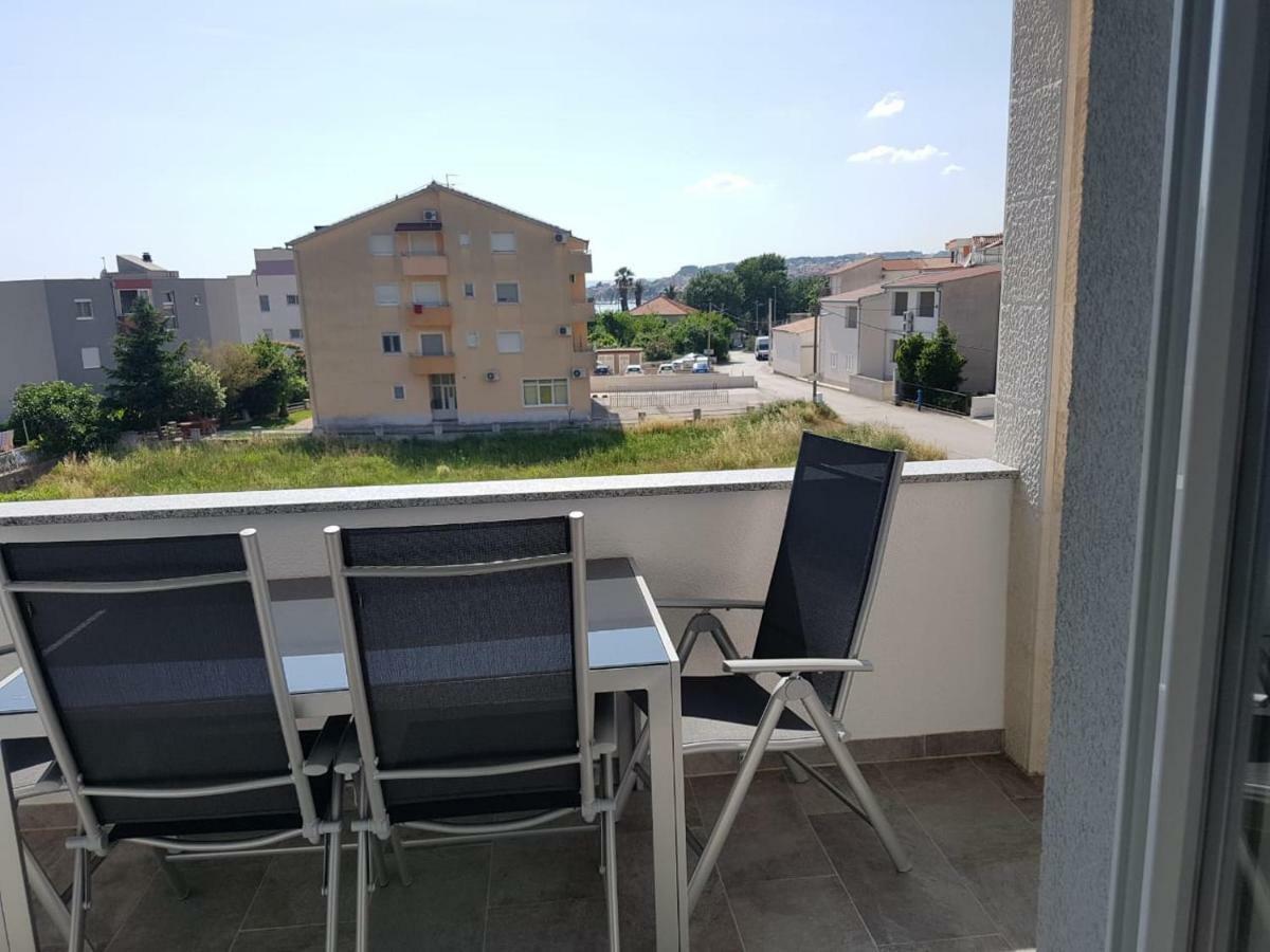 Apartment Kozina Подстрана Экстерьер фото